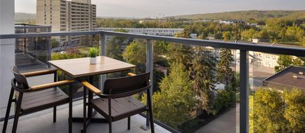 Pomeroy Hotel Fort McMurray Exterior