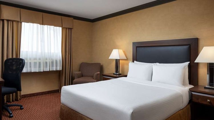 Pomeroy Hotel & Conference Centre Room