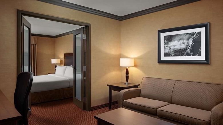 <b>Pomeroy Hotel & Conference Centre Suite</b>. Images powered by <a href="https://iceportal.shijigroup.com/" title="IcePortal" target="_blank">IcePortal</a>.