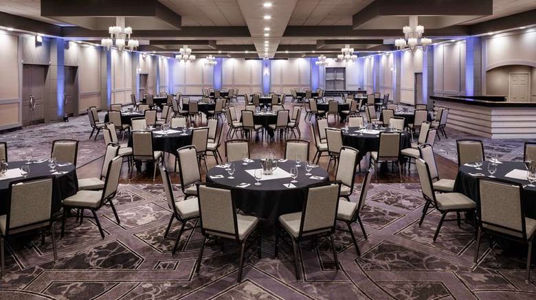 <b>Pomeroy Hotel & Conference Centre Ballroom</b>. Images powered by <a href="https://iceportal.shijigroup.com/" title="IcePortal" target="_blank">IcePortal</a>.