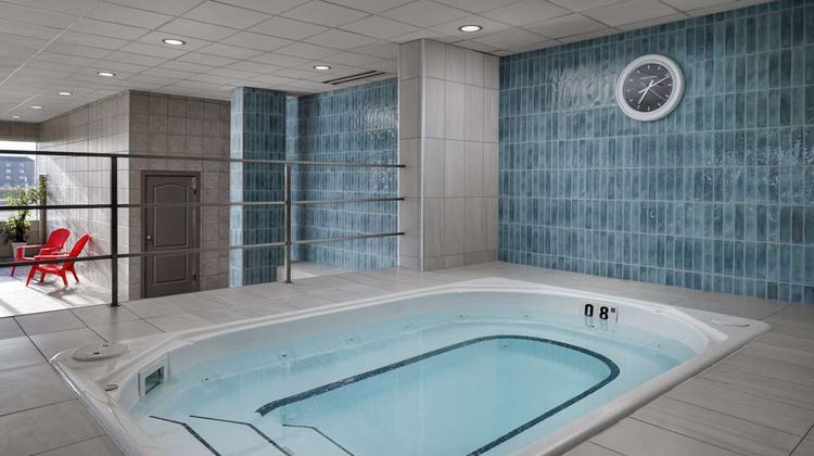 Pomeroy Hotel & Conference Centre Pool