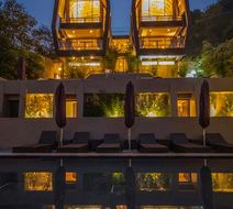 Kavya Himalayas Exterior