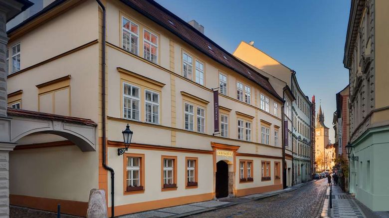 <b>Hotel Bookquet Exterior</b>. Images powered by <a href="https://iceportal.shijigroup.com/" title="IcePortal" target="_blank">IcePortal</a>.