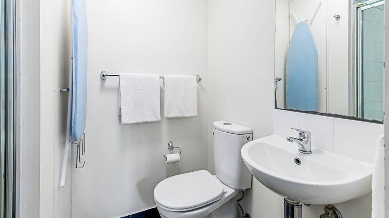 <b>Quality Apartments North Melbourne Room</b>. Images powered by <a href="https://iceportal.shijigroup.com/" title="IcePortal" target="_blank">IcePortal</a>.