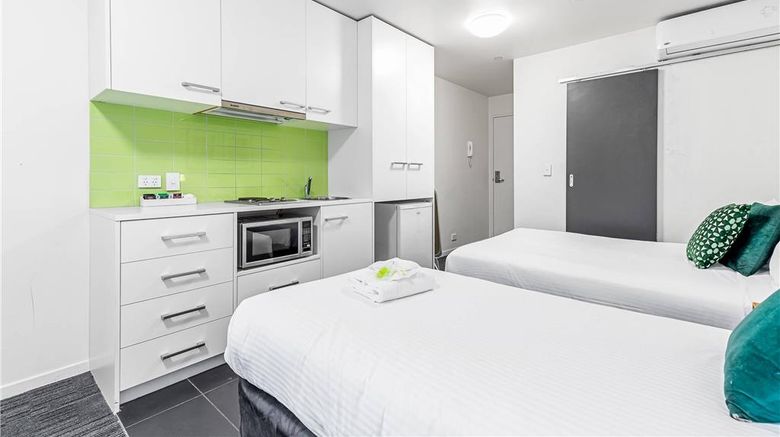 <b>Quality Apartments North Melbourne Room</b>. Images powered by <a href="https://iceportal.shijigroup.com/" title="IcePortal" target="_blank">IcePortal</a>.