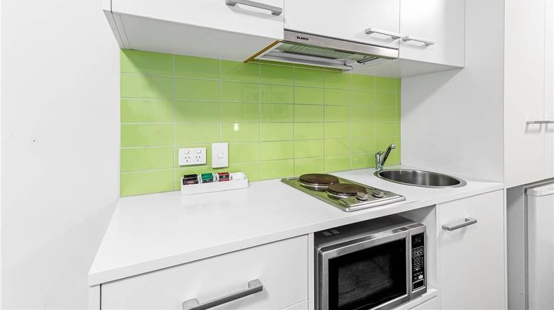 <b>Quality Apartments North Melbourne Room</b>. Images powered by <a href="https://iceportal.shijigroup.com/" title="IcePortal" target="_blank">IcePortal</a>.