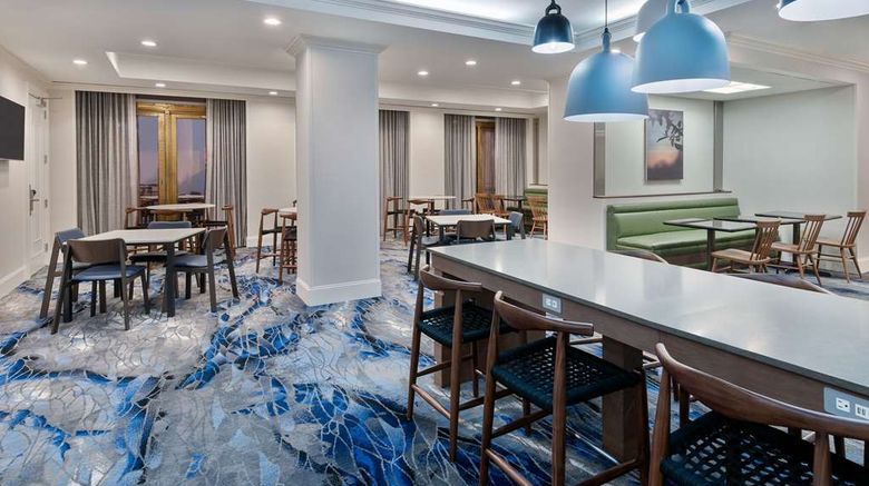 <b>The Connally Hotel Downtown Atlanta Restaurant</b>. Images powered by <a href="https://iceportal.shijigroup.com/" title="IcePortal" target="_blank">IcePortal</a>.