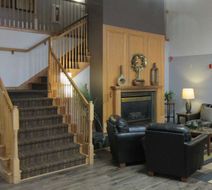 Quality Inn and Suites Stillwater Lobby