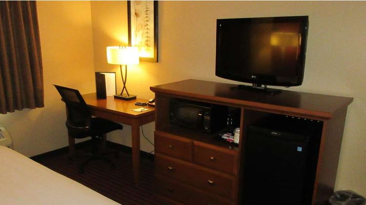 Quality Inn and Suites Stillwater Room