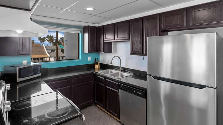 <b>WindWater Hotel and Marina Suite</b>. Images powered by <a href="https://iceportal.shijigroup.com/" title="IcePortal" target="_blank">IcePortal</a>.