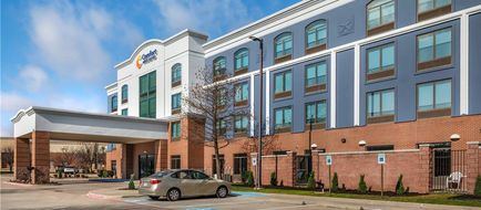 Wingate by Wyndham Frisco Exterior