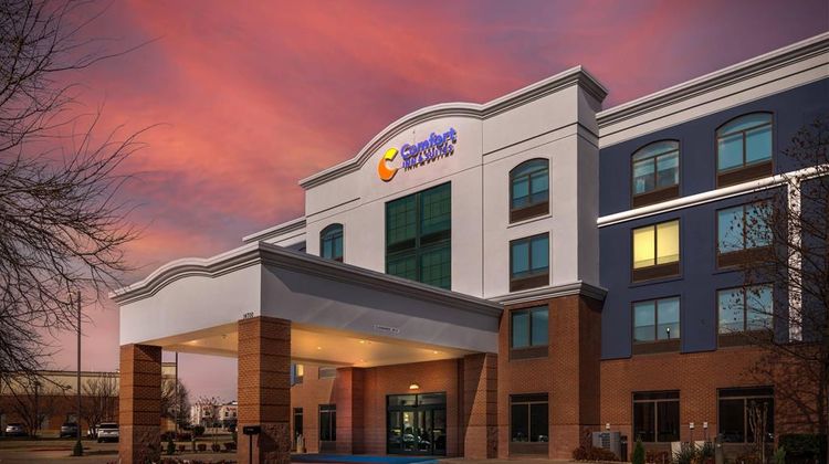 Comfort Inn and Suites Frisco East - McKinney Exterior