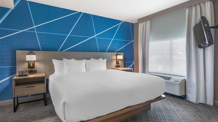 Comfort Inn and Suites Frisco East - McKinney Suite