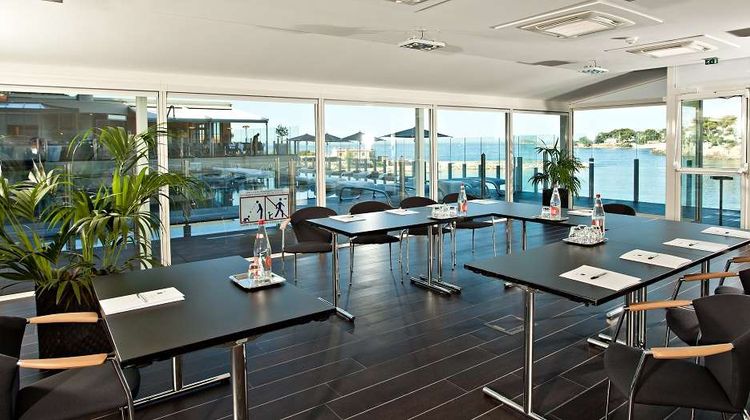 Hotel Ile Rousse Meeting