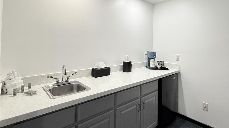 <b>Best Western of Crestview Room</b>. Images powered by <a href="https://iceportal.shijigroup.com/" title="IcePortal" target="_blank">IcePortal</a>.