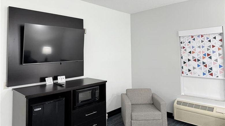 <b>Best Western of Crestview Room</b>. Images powered by <a href="https://iceportal.shijigroup.com/" title="IcePortal" target="_blank">IcePortal</a>.
