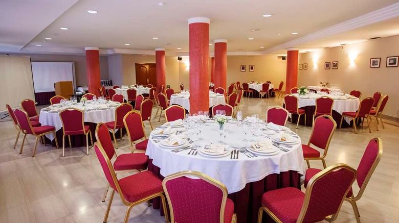 <b>Gran Hotel De Ferrol Ballroom</b>. Images powered by <a href="https://iceportal.shijigroup.com/" title="IcePortal" target="_blank">IcePortal</a>.