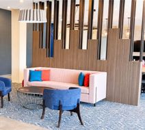 La Quinta Inn & Suites by Wyndham Mebane Lobby