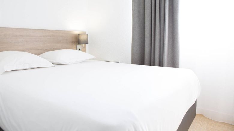 <b>Comfort Aparthotel Divonne La Versoix Room</b>. Images powered by <a href="https://iceportal.shijigroup.com/" title="IcePortal" target="_blank">IcePortal</a>.