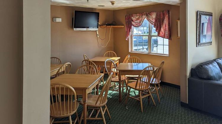 St Clair Inn & Suites Restaurant