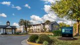Dulles Suites Exterior