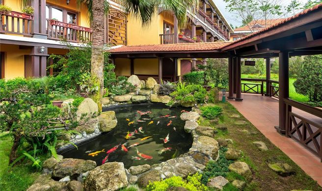 SaPa Mountain Resort Exterior