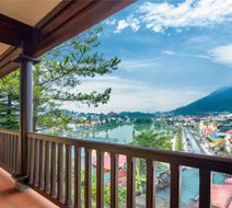 SaPa Mountain Resort Exterior