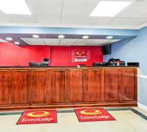 Econo Lodge Mt Hope Lobby
