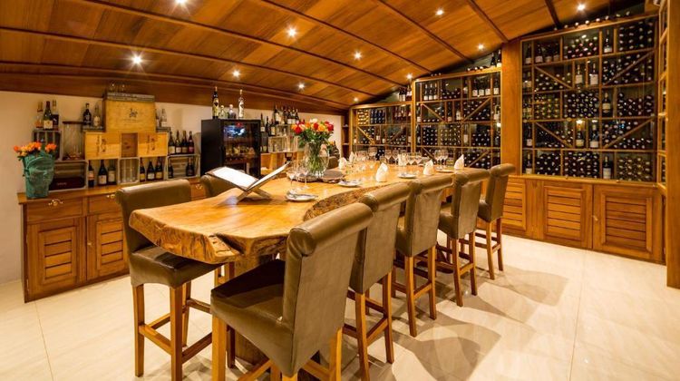 Nomad Beach Resort Restaurant