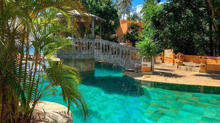 Nomad Beach Resort Pool