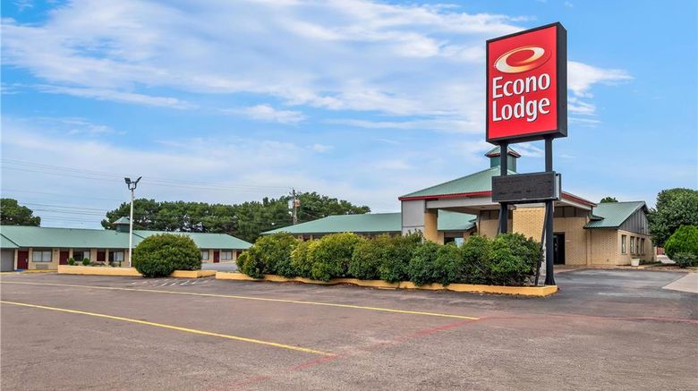 <b>Econo Lodge Childress Exterior</b>. Images powered by <a href="https://iceportal.shijigroup.com/" title="IcePortal" target="_blank">IcePortal</a>.