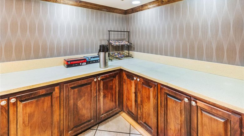 <b>Super 8 by Wyndham Jackson MS Other</b>. Images powered by <a href="https://iceportal.shijigroup.com/" title="IcePortal" target="_blank">IcePortal</a>.