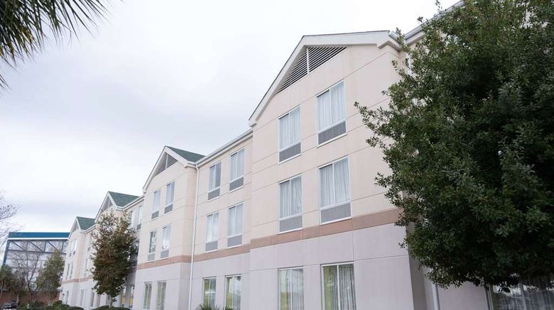 <b>Wyndham Garden New Orleans Airport Exterior</b>. Images powered by <a href="https://iceportal.shijigroup.com/" title="IcePortal" target="_blank">IcePortal</a>.