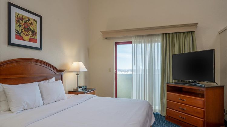 Thousand Hills Resort Hotel Suite