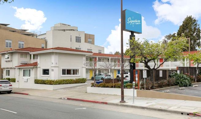 Signature Inn Berkeley Exterior
