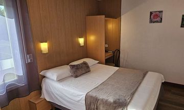 Fasthotel Pau/Lescar