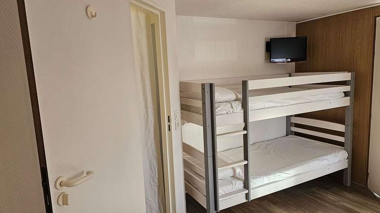 <b>Fasthotel Pau/Lescar Room</b>. Images powered by <a href="https://iceportal.shijigroup.com/" title="IcePortal" target="_blank">IcePortal</a>.