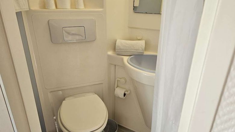 <b>Fasthotel Pau/Lescar Room</b>. Images powered by <a href="https://iceportal.shijigroup.com/" title="IcePortal" target="_blank">IcePortal</a>.