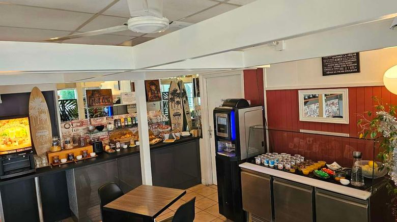 <b>Fasthotel Pau/Lescar Restaurant</b>. Images powered by <a href="https://iceportal.shijigroup.com/" title="IcePortal" target="_blank">IcePortal</a>.