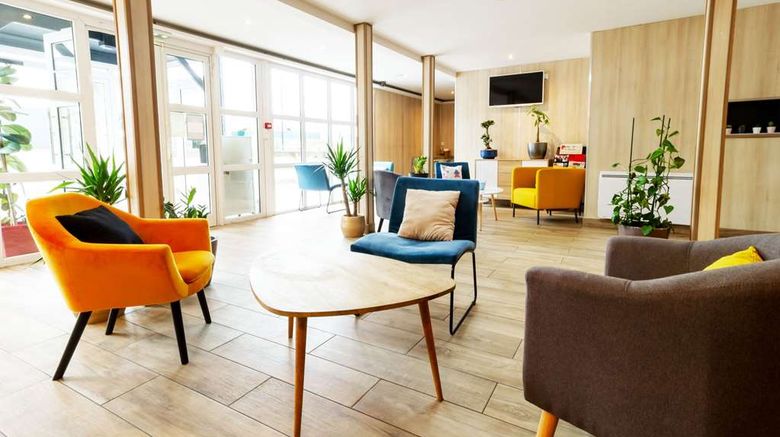 <b>Fasthotel Rouen Nord Ouest Lobby</b>. Images powered by <a href="https://iceportal.shijigroup.com/" title="IcePortal" target="_blank">IcePortal</a>.
