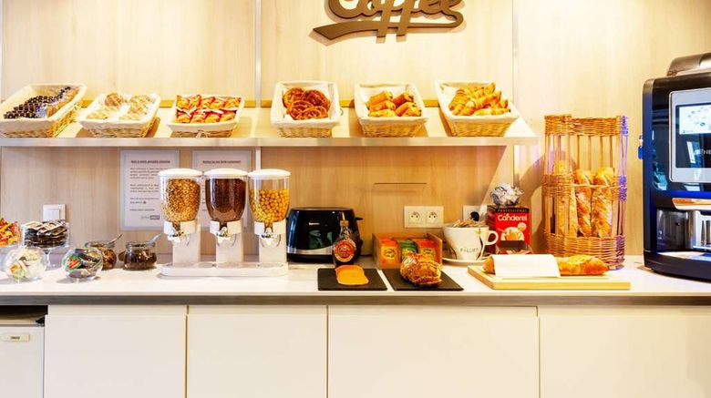 <b>Fasthotel Rouen Nord Ouest Restaurant</b>. Images powered by <a href="https://iceportal.shijigroup.com/" title="IcePortal" target="_blank">IcePortal</a>.