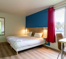 Fasthotel Rouen Nord Ouest Room