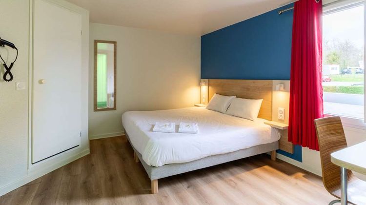 Fasthotel Rouen Nord Ouest Room