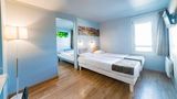 Fasthotel Macon North Room