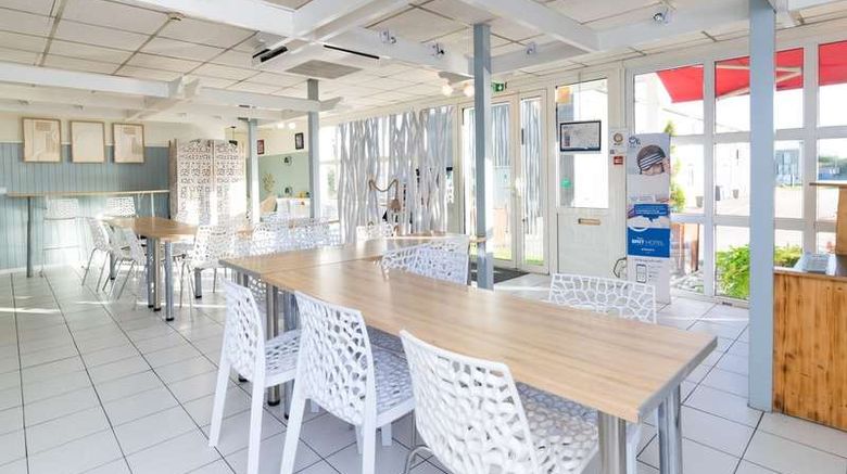 <b>Fasthotel Macon North Restaurant</b>. Images powered by <a href="https://iceportal.shijigroup.com/" title="IcePortal" target="_blank">IcePortal</a>.