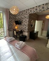 Le Roc Au Chien Hotel