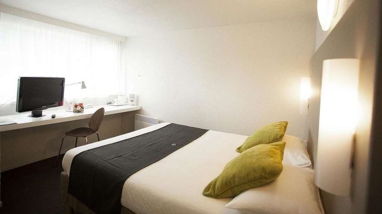 <b>Campanile Hotel Room</b>. Images powered by <a href="https://iceportal.shijigroup.com/" title="IcePortal" target="_blank">IcePortal</a>.