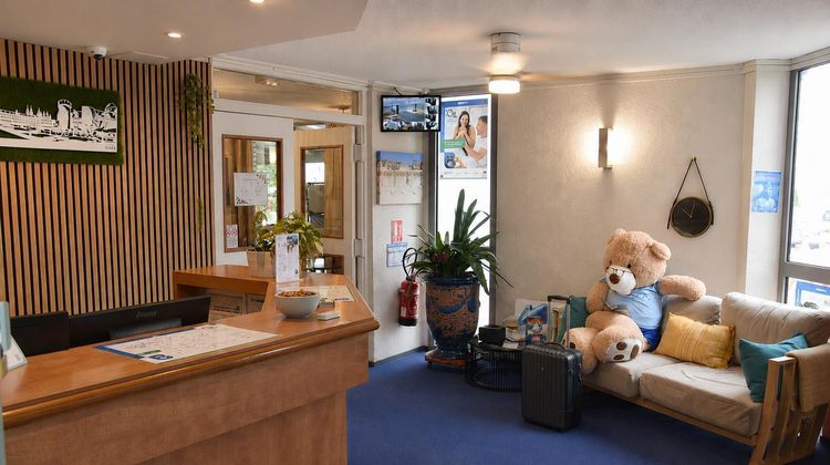 Brit Hotel Caen Herouville Lobby