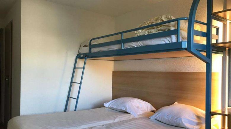 <b>Deltour Hotel Mende Eco Room</b>. Images powered by <a href="https://iceportal.shijigroup.com/" title="IcePortal" target="_blank">IcePortal</a>.