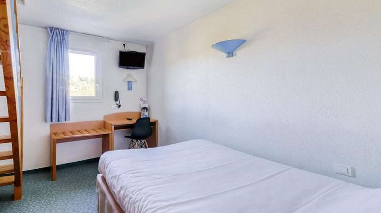 <b>Brit Hotel Saint-Flour Room</b>. Images powered by <a href="https://iceportal.shijigroup.com/" title="IcePortal" target="_blank">IcePortal</a>.